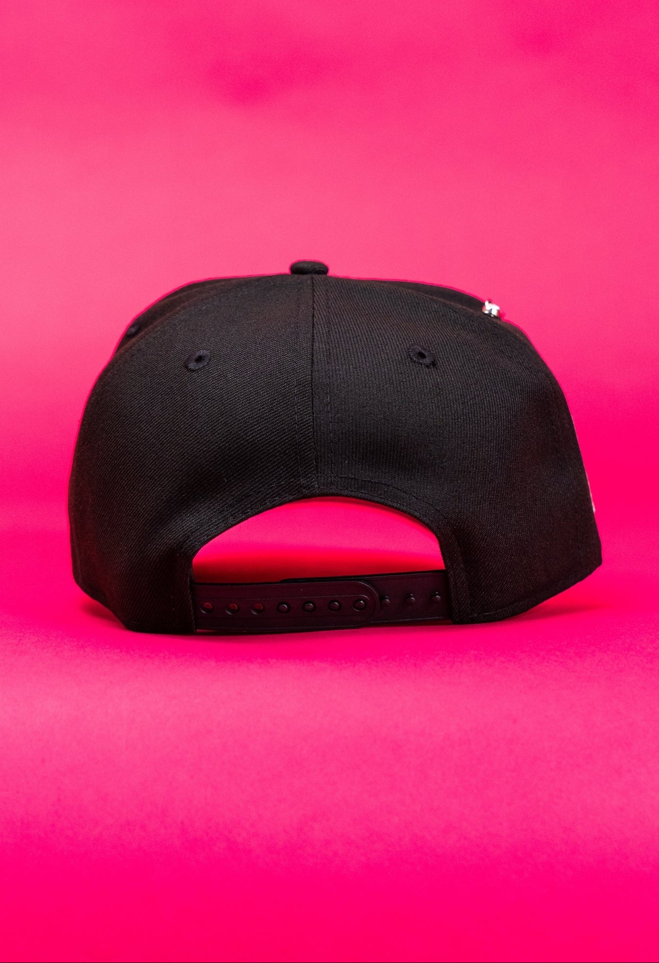 NEW ERA EXCLUSIVE 9FIFTY BLACK LOS ANGELES DODGERS SNAPBACK W/ MEXICO FLAG SIDE PATCH