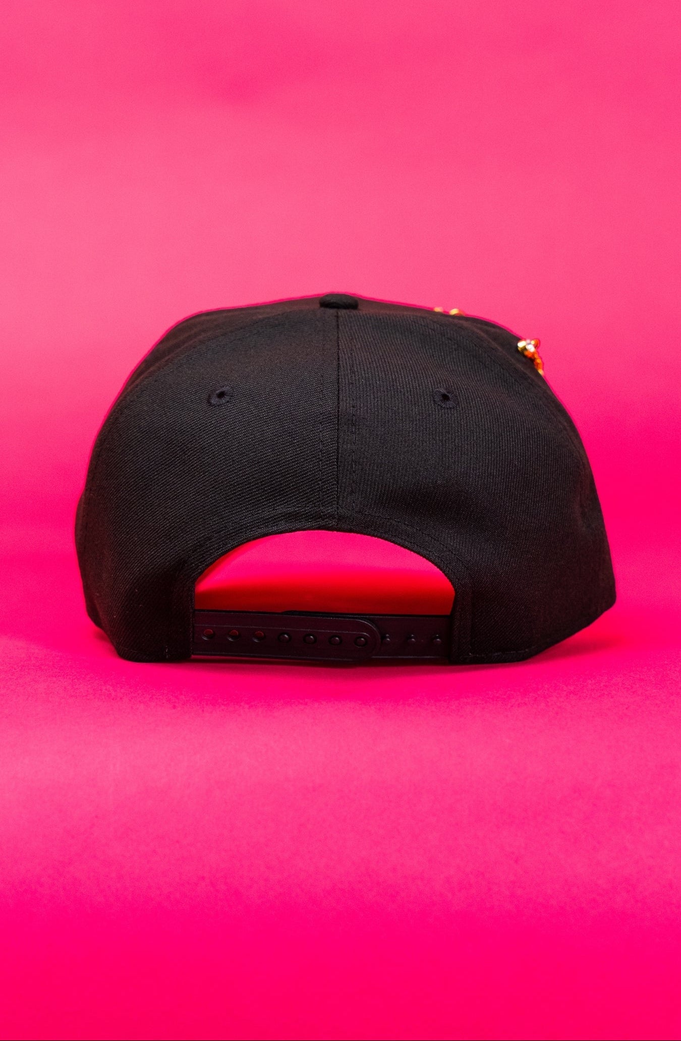 NEW ERA EXCLUSIVE 9FIFTY BLACK SAN DIEGO PADRES SNAPBACK W/ PALM TREES + 40TH ANNIVERSARY SIDE PATCH