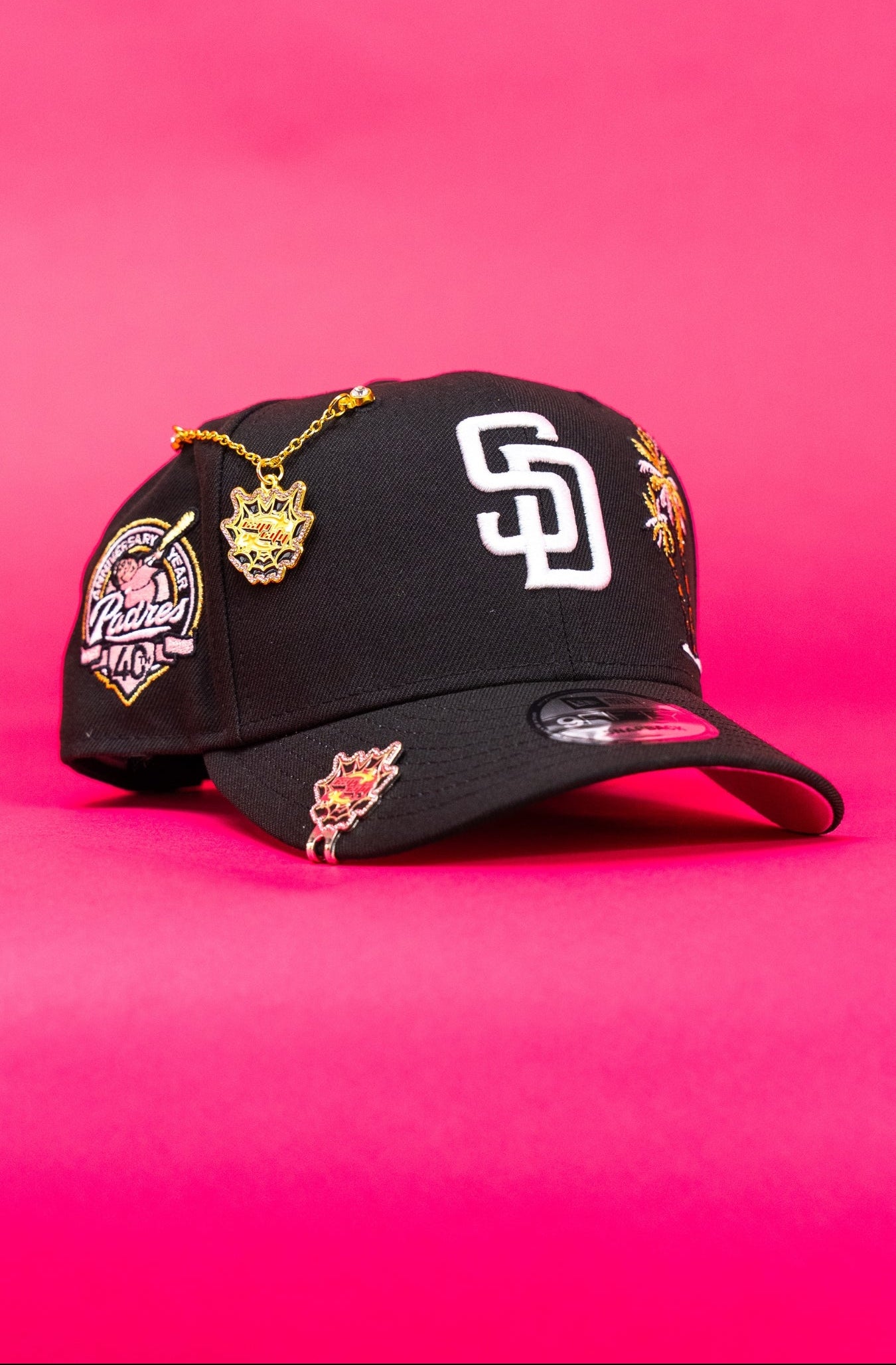 NEW ERA EXCLUSIVE 9FIFTY BLACK SAN DIEGO PADRES SNAPBACK W/ PALM TREES + 40TH ANNIVERSARY SIDE PATCH