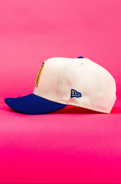 NEW ERA EXCLUSIVE 9FIFTY CHROME/BLUE MEXICO 2025 WORLD BASEBALL CLASSIC SNAPBACK W/ MEXICO FLAG SIDE PATCH