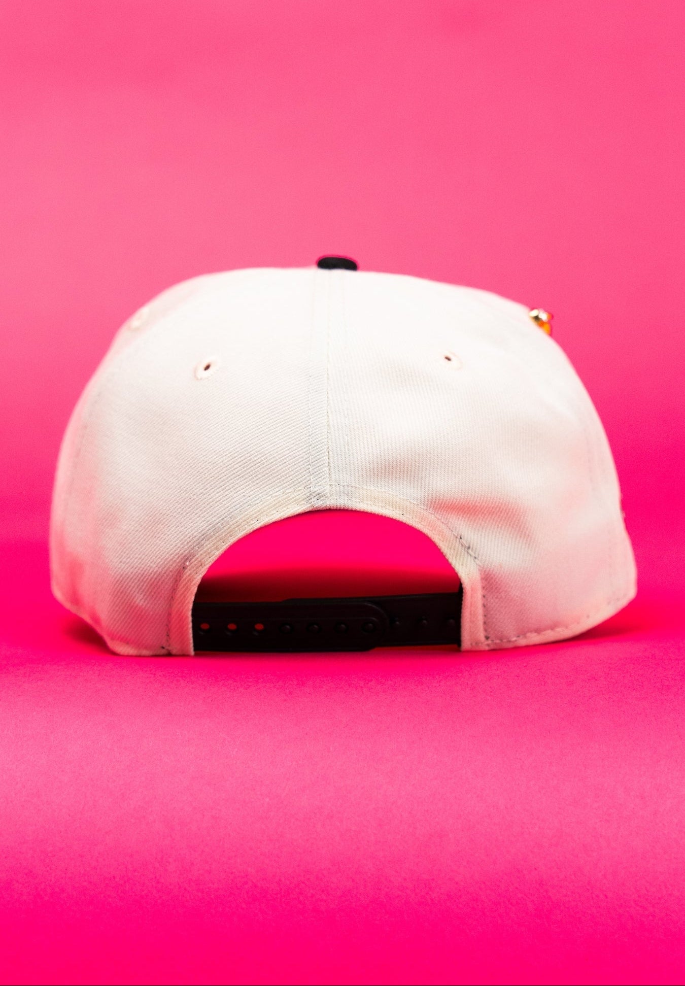NEW ERA EXCLUSIVE 9FIFTY CHROME/BLACK CHARROS DE JALISCO SNAPBACK W/ CAMPEONES SIDE PATCH
