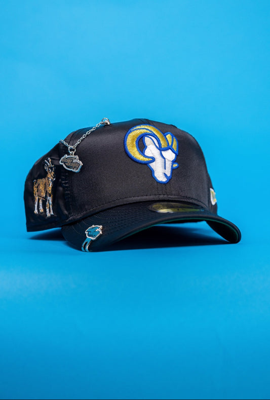 NEW ERA EXCLUSIVE 59FIFTY SATIN LOS ANGELES RAMS W/ GOAT SIDE PATCH
