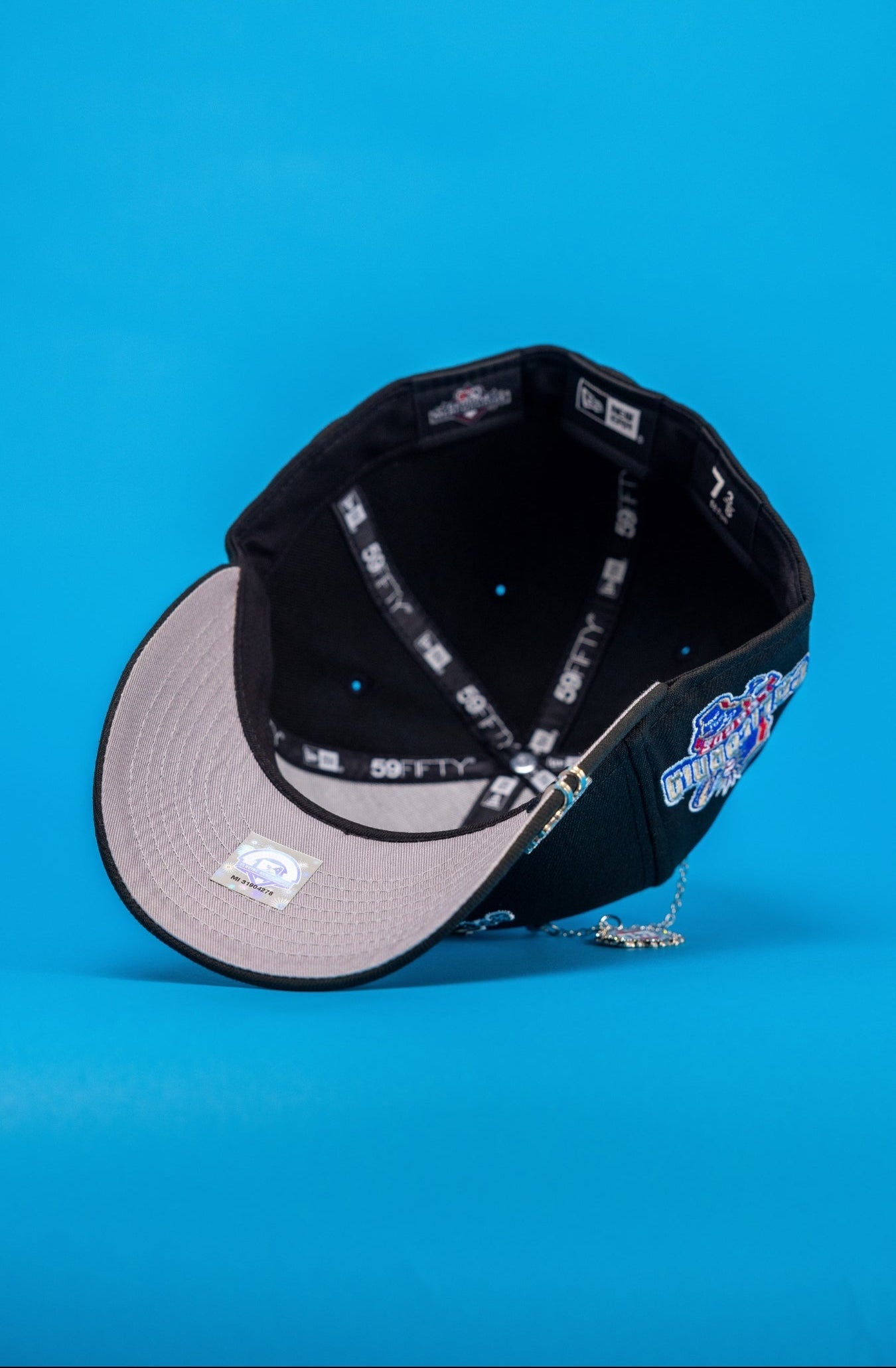 NEW ERA EXCLUSIVE 59FIFTY BLACK MINOR LEAGUE W/ CALIFORNIA LEAGUE SIDE PATCH