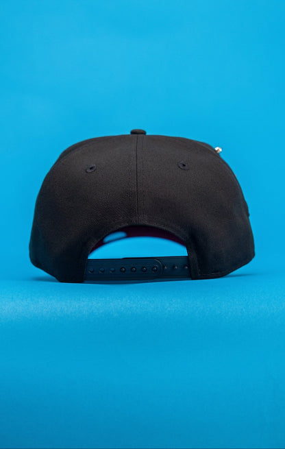NEW ERA EXCLUSIVE 9FIFTY BLACK LOS ANGELES DODGERS SNAPBACK W/ "LA BLEEDS BLUE" SIDE PATCH