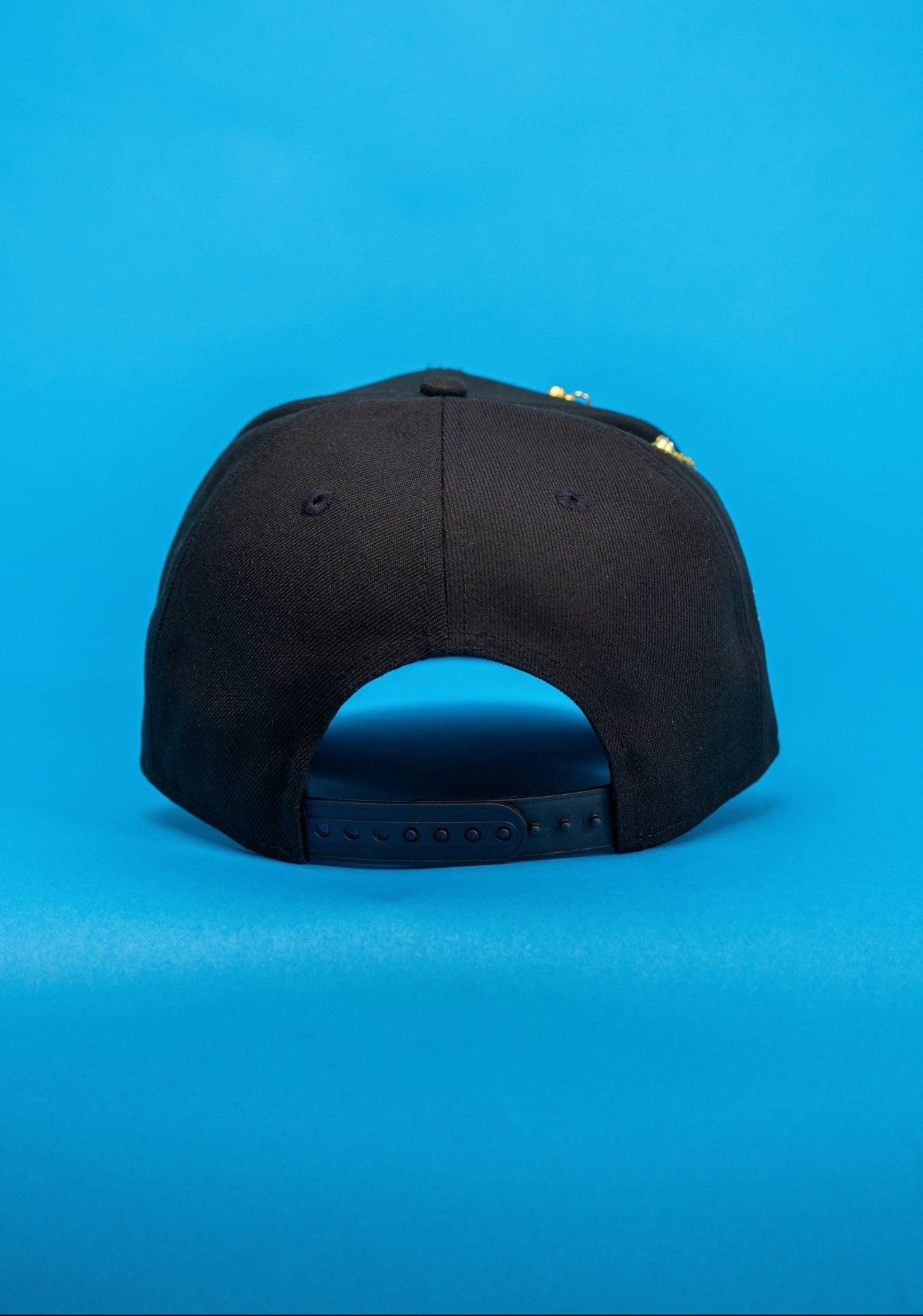 NEW ERA EXCLUSIVE 9FIFTY BLACKED OUT HOUSTON ASTROS SNAPBACK W/ "35 GREAT YEARS" SIDE PATCH