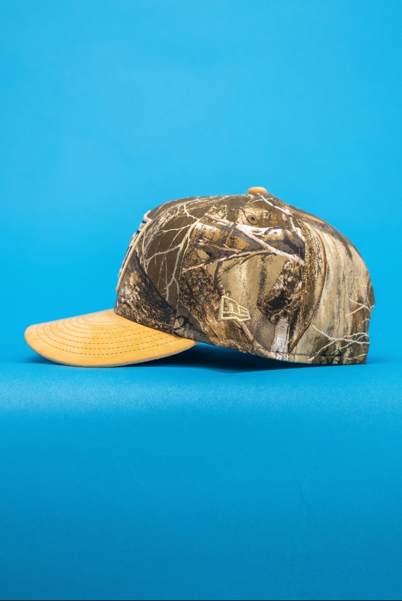 NEW ERA EXCLUSIVE 59FIFTY REALTREE LAS VEGAS RAIDERS W/ SUPER BOWL SIDE PATCH