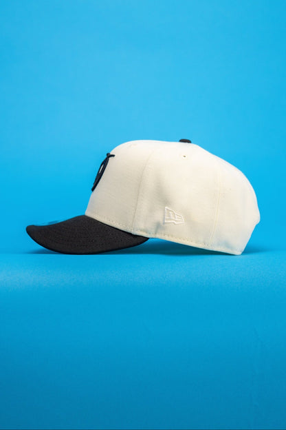 NEW ERA EXCLUSIVE 9FIFTY CHROME/BLACK LOS ANGELES DODGERS SNAPBACK W/ WORLD SERIES CHAMPIONS SIDE PATCH