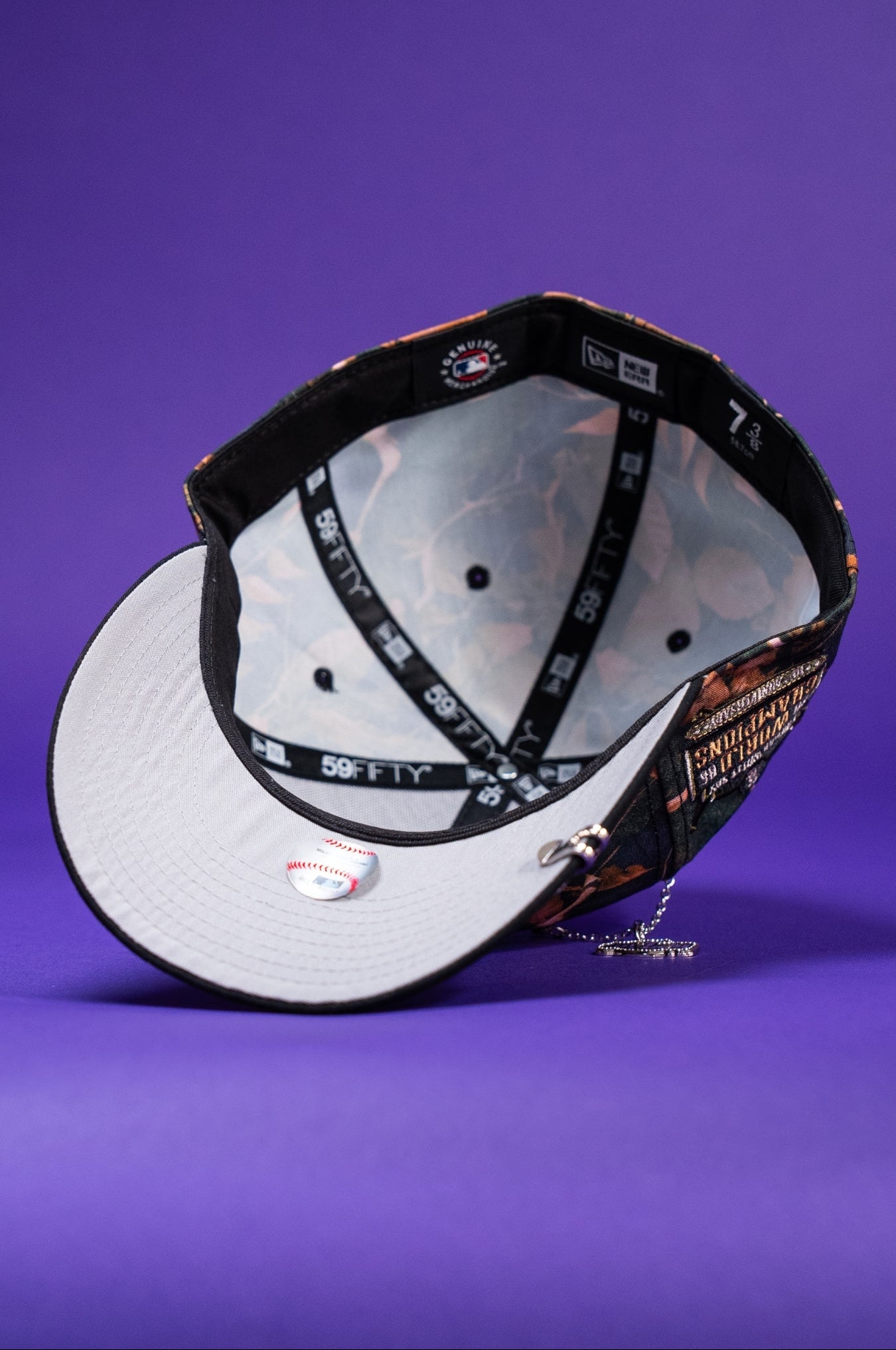 NEW ERA EXCLUSIVE 59FIFTY CAMOUFLAGE CHICAGO WHITE SOX W/ WORLD CHAMPIONS SIDE PATCH