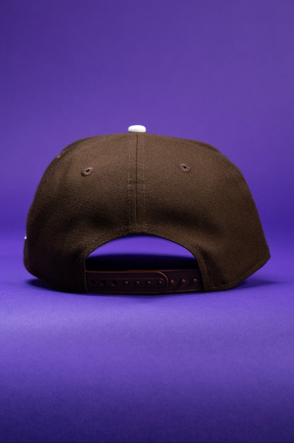 NEW ERA 9FIFTY A-FRAME BROWN NEW YORK YANKEES W/ LADY LIBERTY + SUBWAY SERIES SIDE PATCH