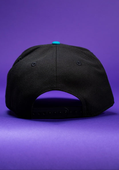 NEW ERA 9FIFTY A-FRAME BLACK/TURQUOISE ARIZONA DIAMONDBACKS W/ WORLD CHAMPIONS SIDE PATCH