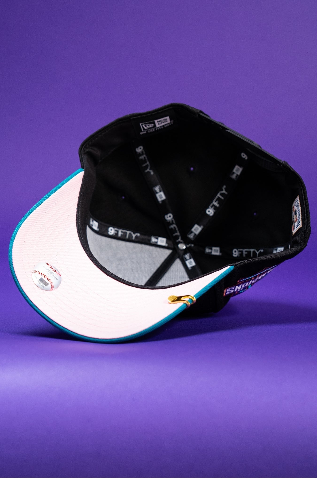 NEW ERA 9FIFTY A-FRAME BLACK/TURQUOISE ARIZONA DIAMONDBACKS W/ WORLD CHAMPIONS SIDE PATCH