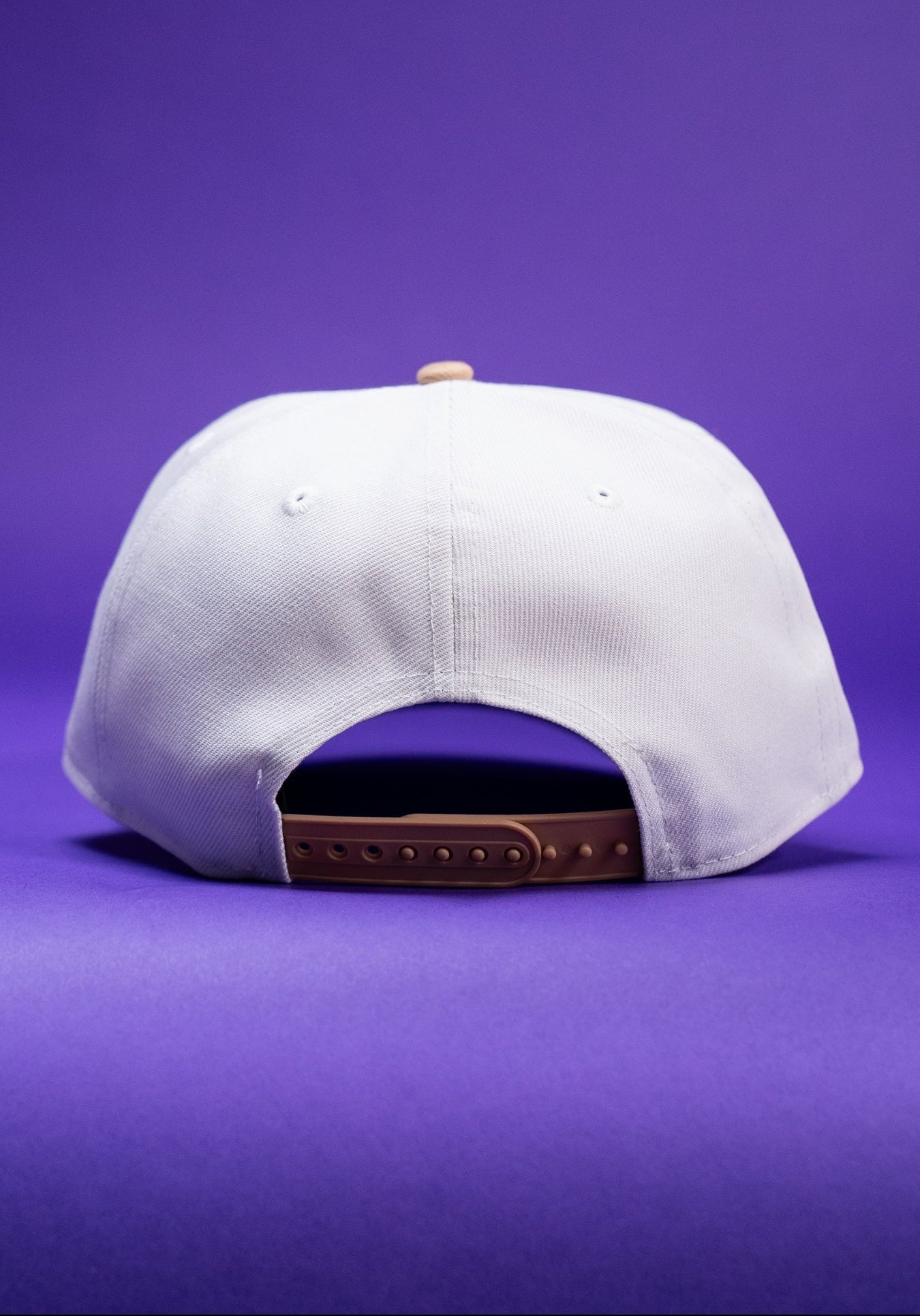 NEW ERA 9FIFTY A-FRAME PEARL WHITE NEW YORK YANKEES SNAPBACK W/ SUBWAY SERIES SIDE PATCH
