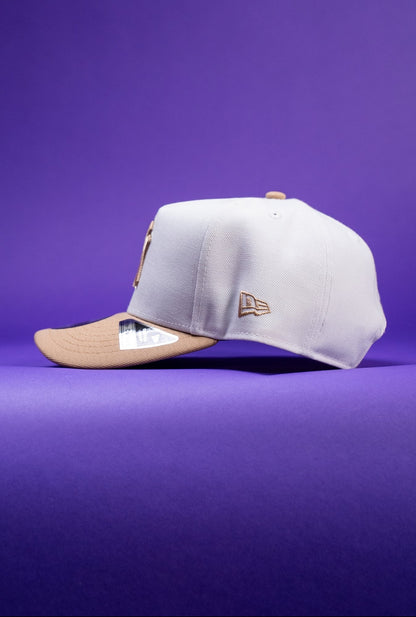 NEW ERA 9FIFTY A-FRAME PEARL WHITE NEW YORK YANKEES SNAPBACK W/ SUBWAY SERIES SIDE PATCH