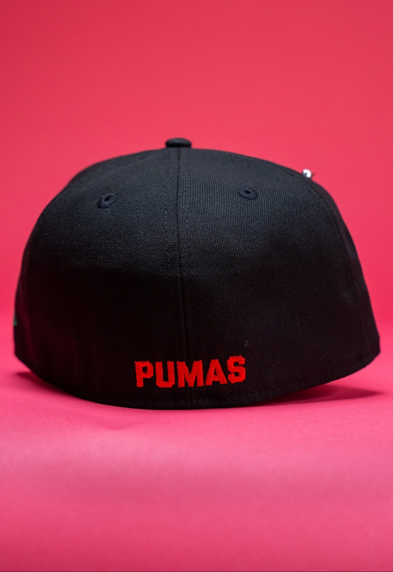 NEW ERA EXCLUSIVE 59FIFTY BLACK "PUMAS UNAM" W/ SIDE PATCH