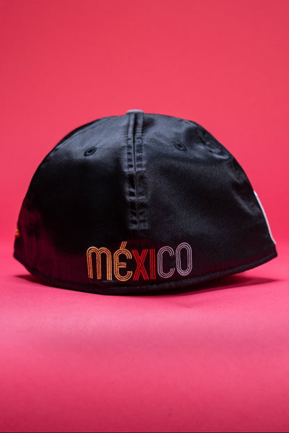NEW ERA EXCLUSIVE 59FIFTY SATIN/GREY 2025 WBC MEXICO W/ MEXICO FLAG SIDE PATCH