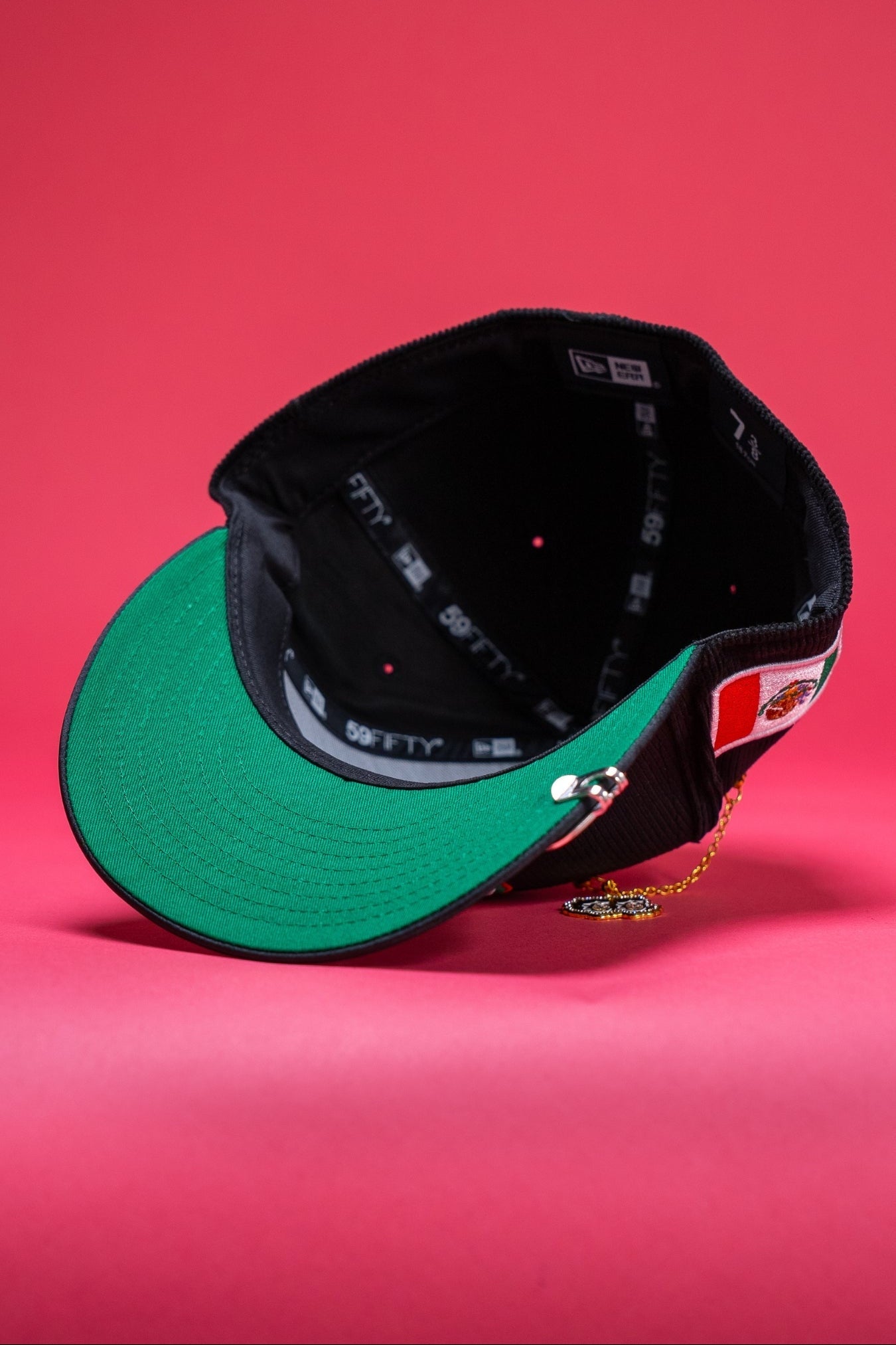 NEW ERA EXCLUSIVE 59FIFTY CORDUROY 2025 WBC MEXICO W/ MEXICO FLAG SIDE PATCH