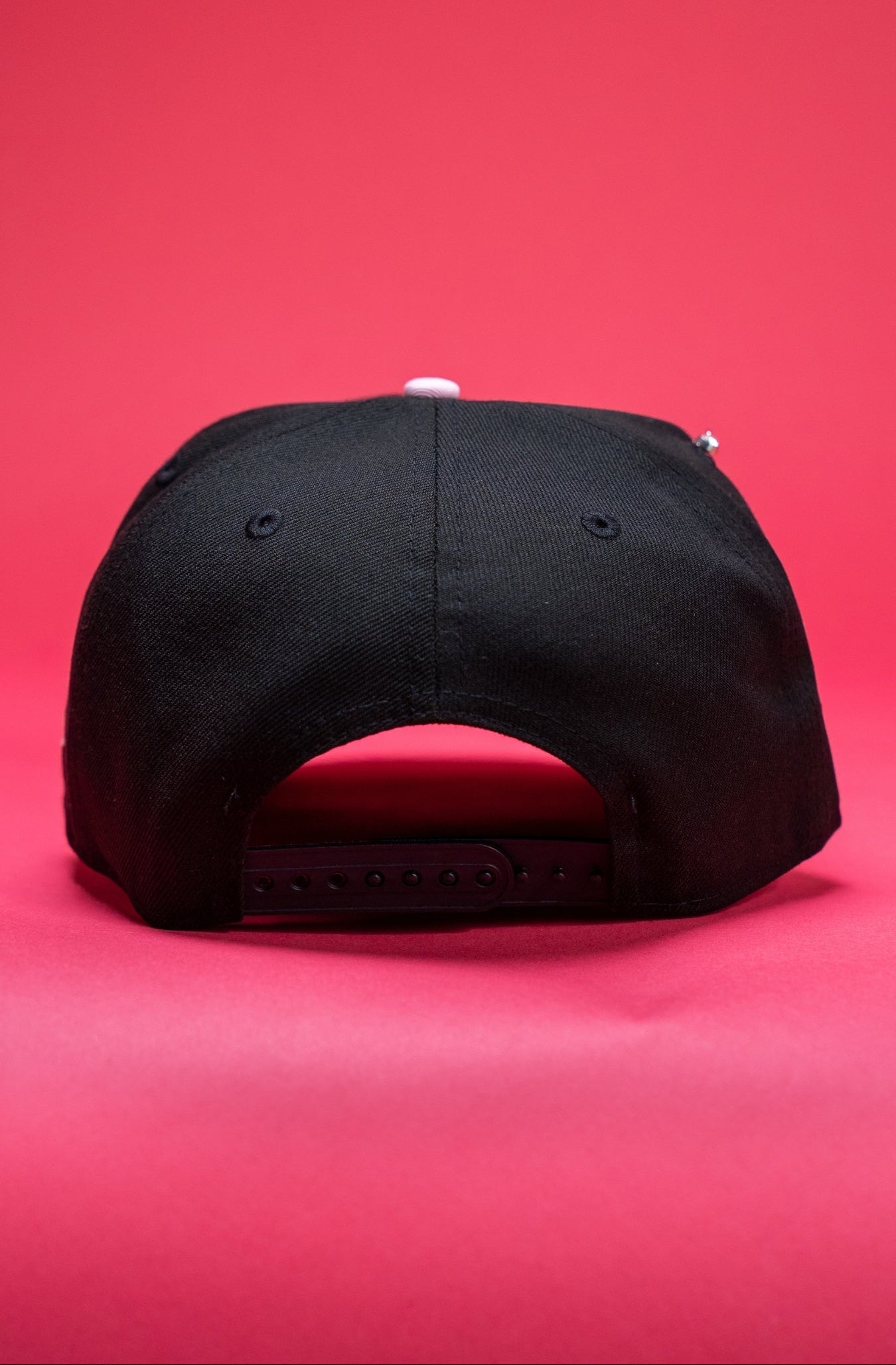NEW ERA EXCLUSIVE 9FIFTY BLACK ANAHEIM ANGELS SNAPBACK W/ 35TH ANNIVERSARY SIDE PATCH