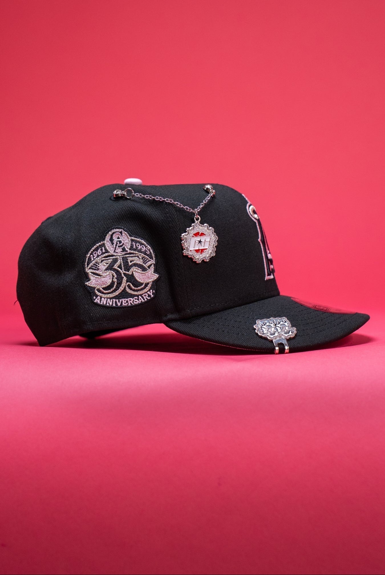 NEW ERA EXCLUSIVE 9FIFTY BLACK ANAHEIM ANGELS SNAPBACK W/ 35TH ANNIVERSARY SIDE PATCH
