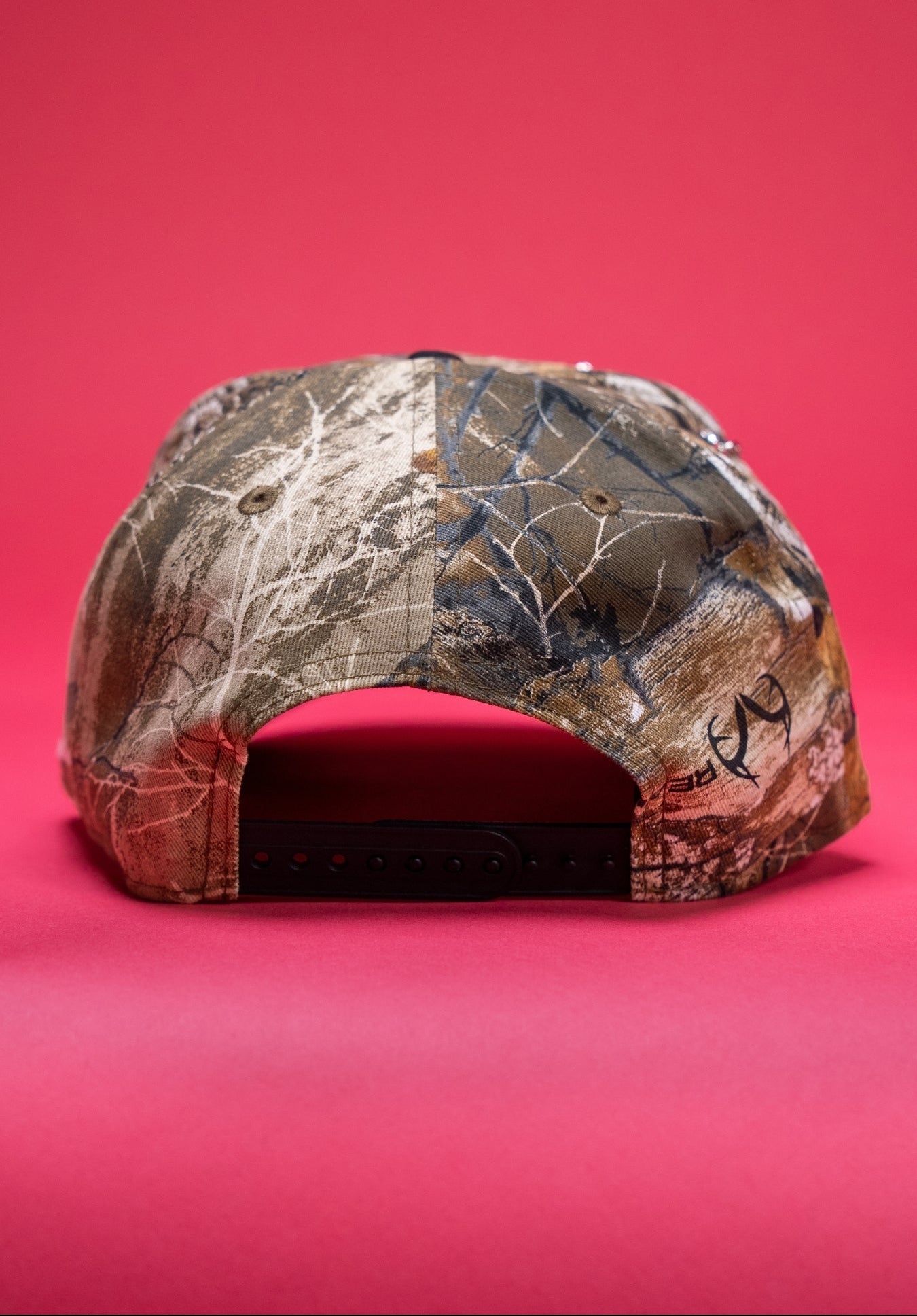 NEW ERA EXCLUSIVE 9FIFTY REALTREE CHICAGO WHITE SOX SNAPBACK W/ COMISKEY PARK SIDE PATCH