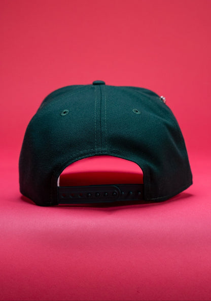 NEW ERA EXCLUSIVE 9FIFTY FOREST GREEN LOS ANGELES DODGERS SNAPBACK W/ ROSE + WORLD SERIES CHAMPIONS SIDE PATCH