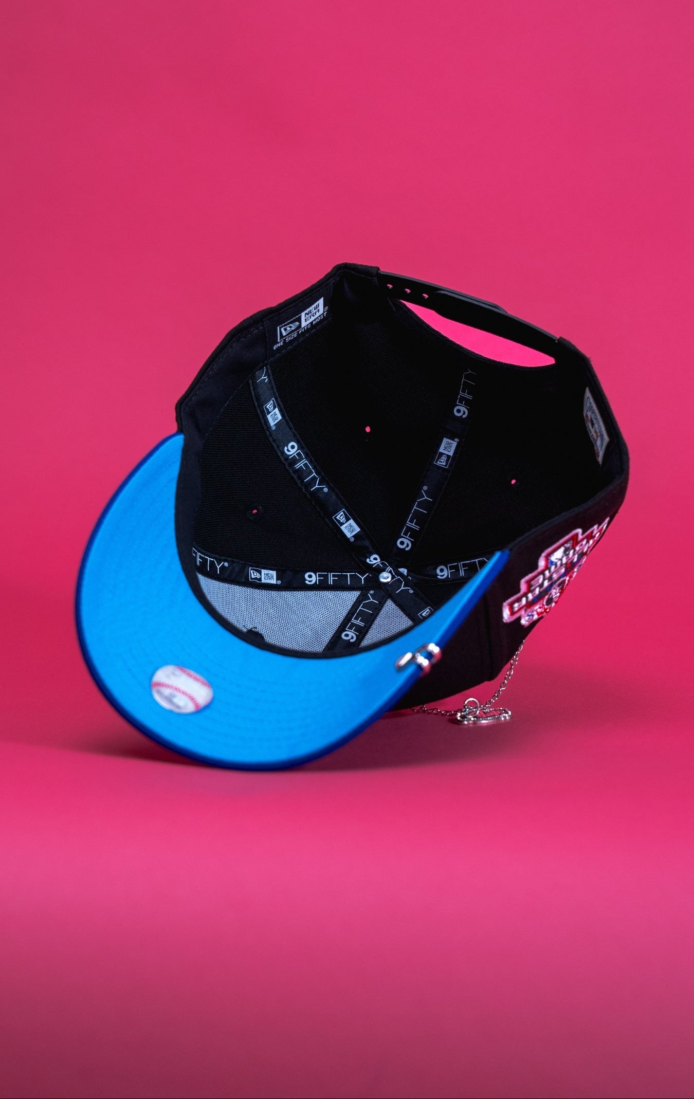NEW ERA EXCLUSIVE 9FIFTY BLACK/BLUE CHICAGO WHITE SOX SNAPBACK W/ 2003 ALL STAR GAME SIDE PATCH