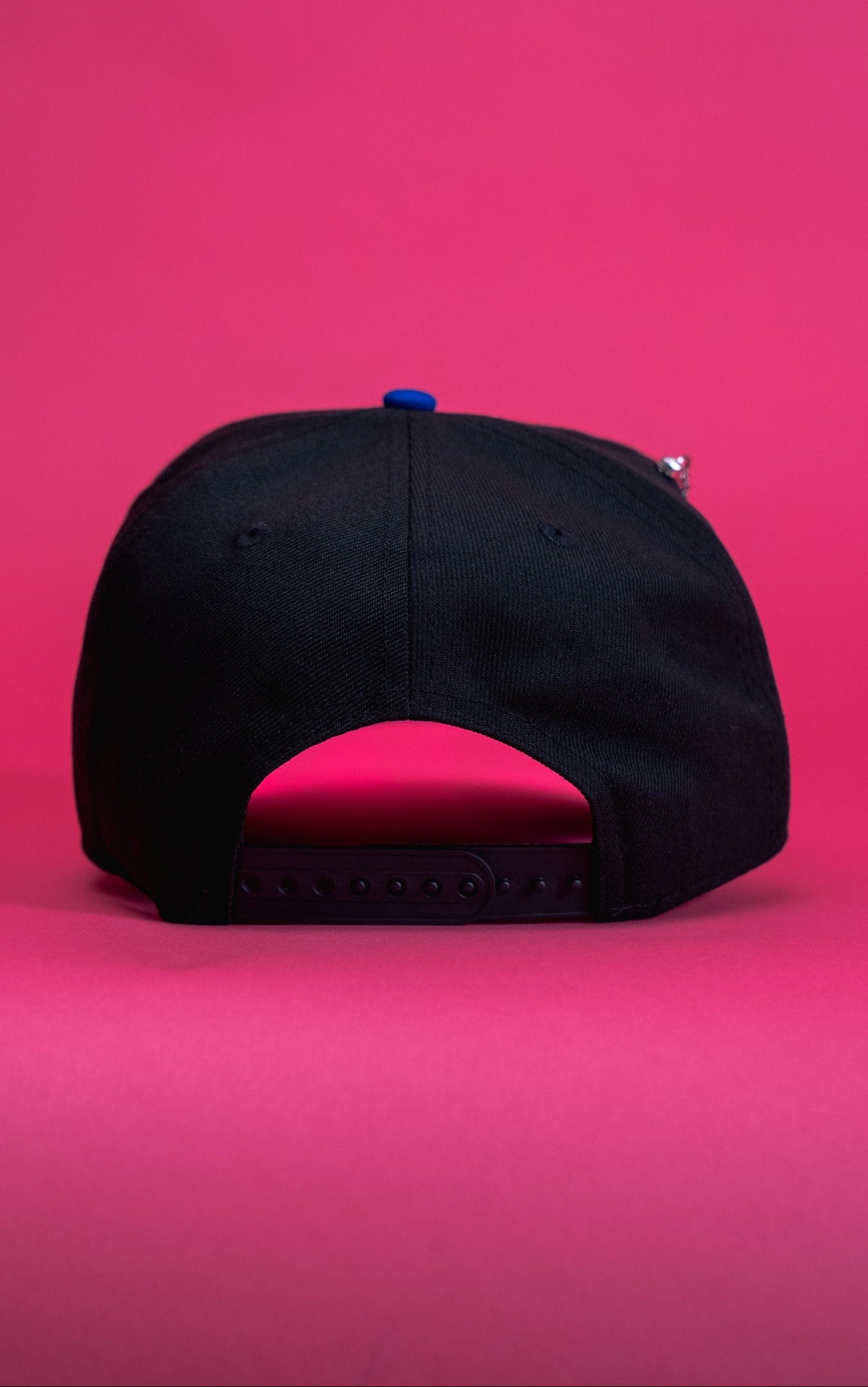 NEW ERA EXCLUSIVE 9FIFTY BLACK/BLUE CHICAGO WHITE SOX SNAPBACK W/ 2003 ALL STAR GAME SIDE PATCH