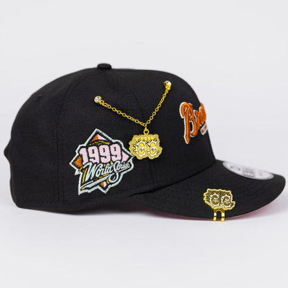 NEW ERA EXCLUSIVE 9FIFTY BLACK ATLANTA BRAVES SCRIPT SNAPBACK W/ 1999 WORLD SERIES SIDE PATCH