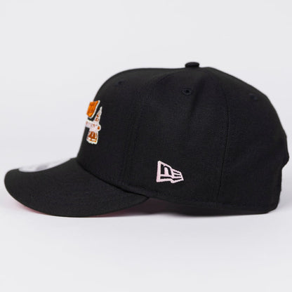NEW ERA EXCLUSIVE 9FIFTY BLACK ATLANTA BRAVES SCRIPT SNAPBACK W/ 1999 WORLD SERIES SIDE PATCH