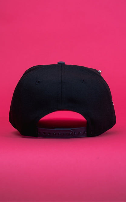 NEW ERA EXCLUSIVE 9FIFTY BLACK/GREY NEW YORK YANKEES SNAPBACK W/ 1999 WORLD SERIES SIDE PATCH