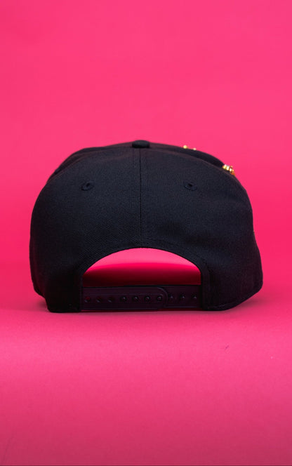 NEW ERA EXCLUSIVE 9FIFTY BLACK BOSTON RED SOX SNAPBACK W/ ROSE + RED SOX SIDE PATCH