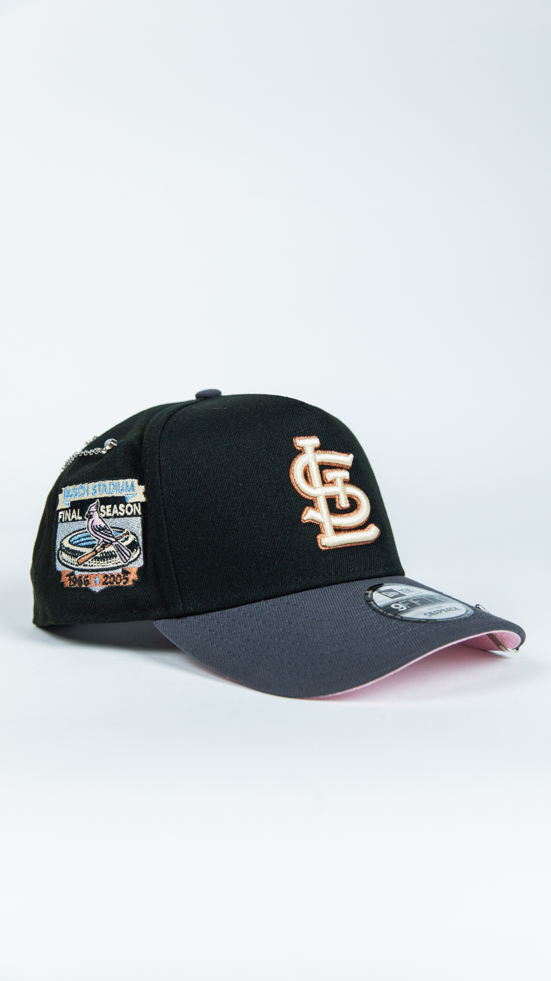 NEW ERA 9FIFTY A-FRAME BLACK/ GREY ST LOUIS CARDINALS SNAPBACK W/ FINAL SEASON SIDE PATCH