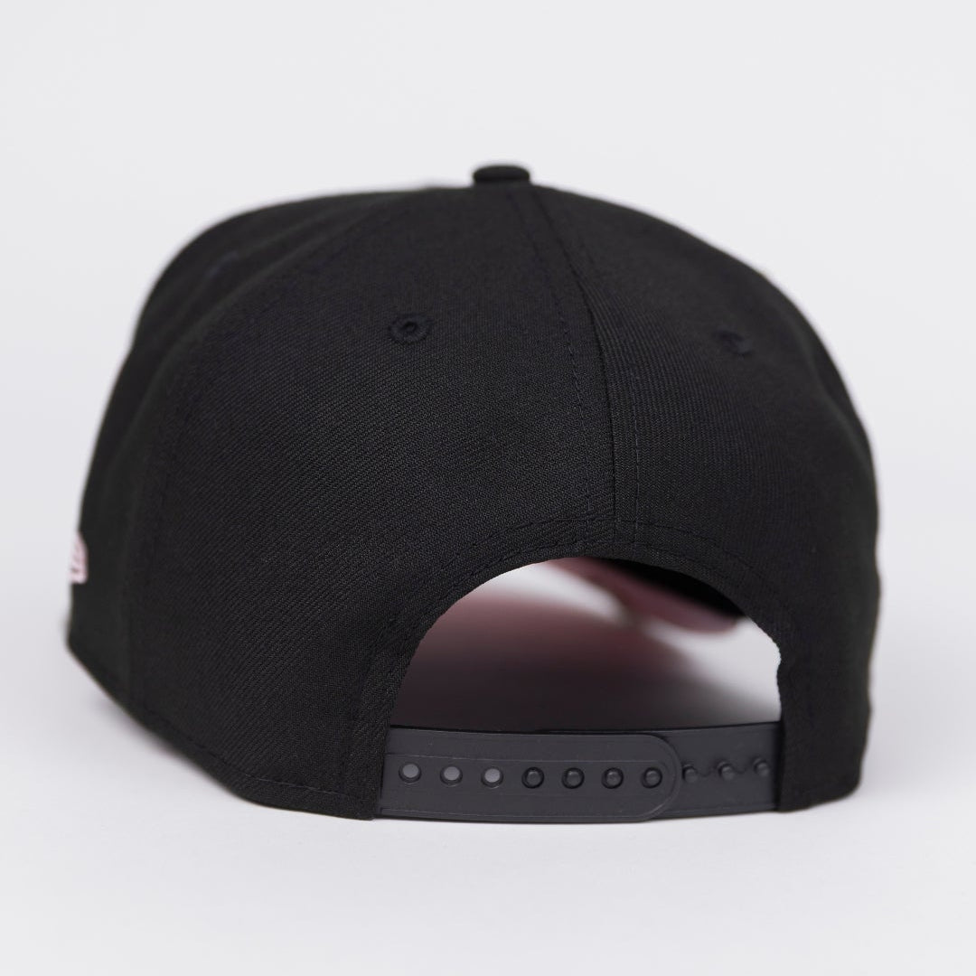 NEW ERA EXCLUSIVE 9FIFTY BLACK NEW YORK YANKEES SNAPBACK W/ 1996 WORLD SERIES SIDE PATCH