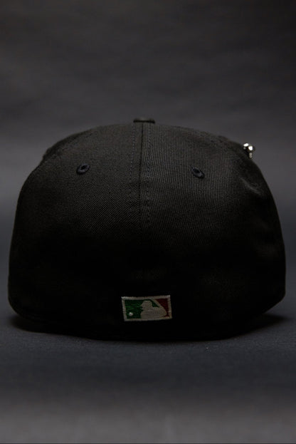 NEW ERA EXCLUSIVE 59FIFTY BLACK PHILADELPHIA PHILLIES W/ WORLD SERIES SIDE PATCH