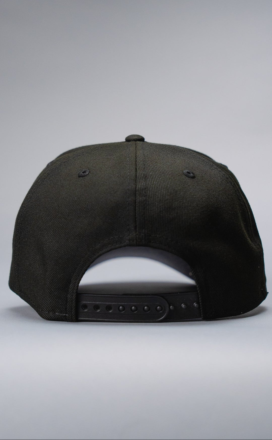 NEW ERA 9FIFTY A-FRAME BLACK EL GALLO SNAPBACK W/ NEW ERA FLAG SIDE PATCH