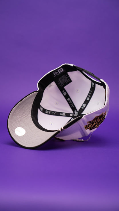 NEW ERA EXCLUSIVE 9FIFTY PEARL WHITE ARIZONA DIAMONDBACKS SNAPBACK W/ WORLD CHAMPIONS SIDE PATCH