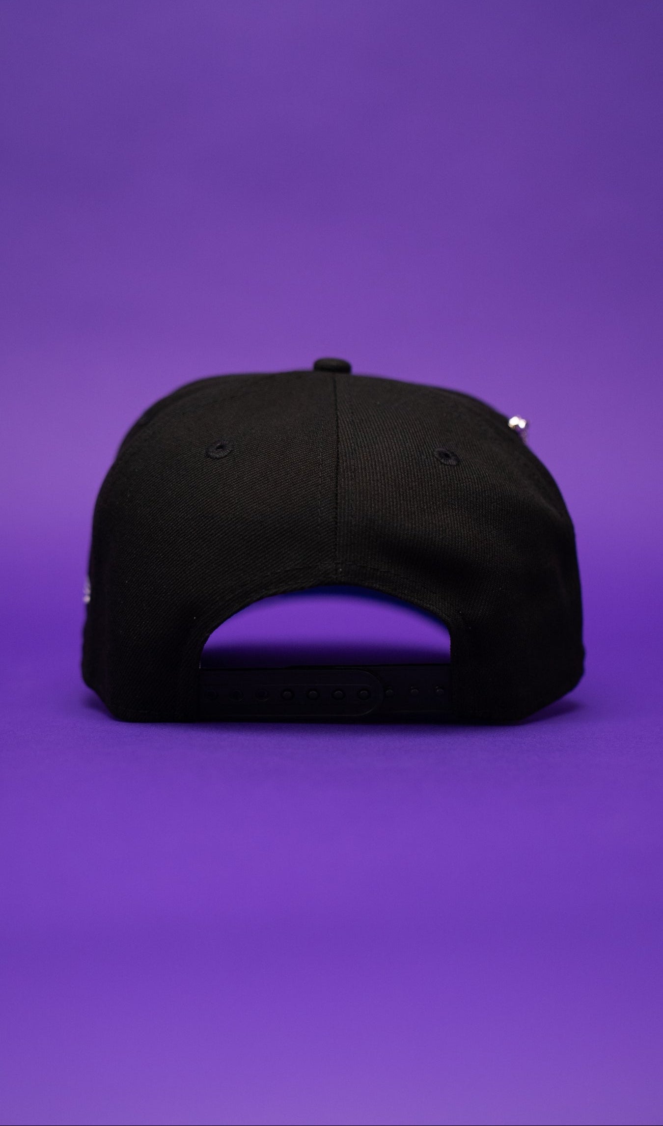 NEW ERA EXCLUSIVE 9FIFTY BLACK LOS ANGELES DODGERS SNAPBACK W/ BLUE ROSE + 75TH WORLD SERIES SIDE PATCH